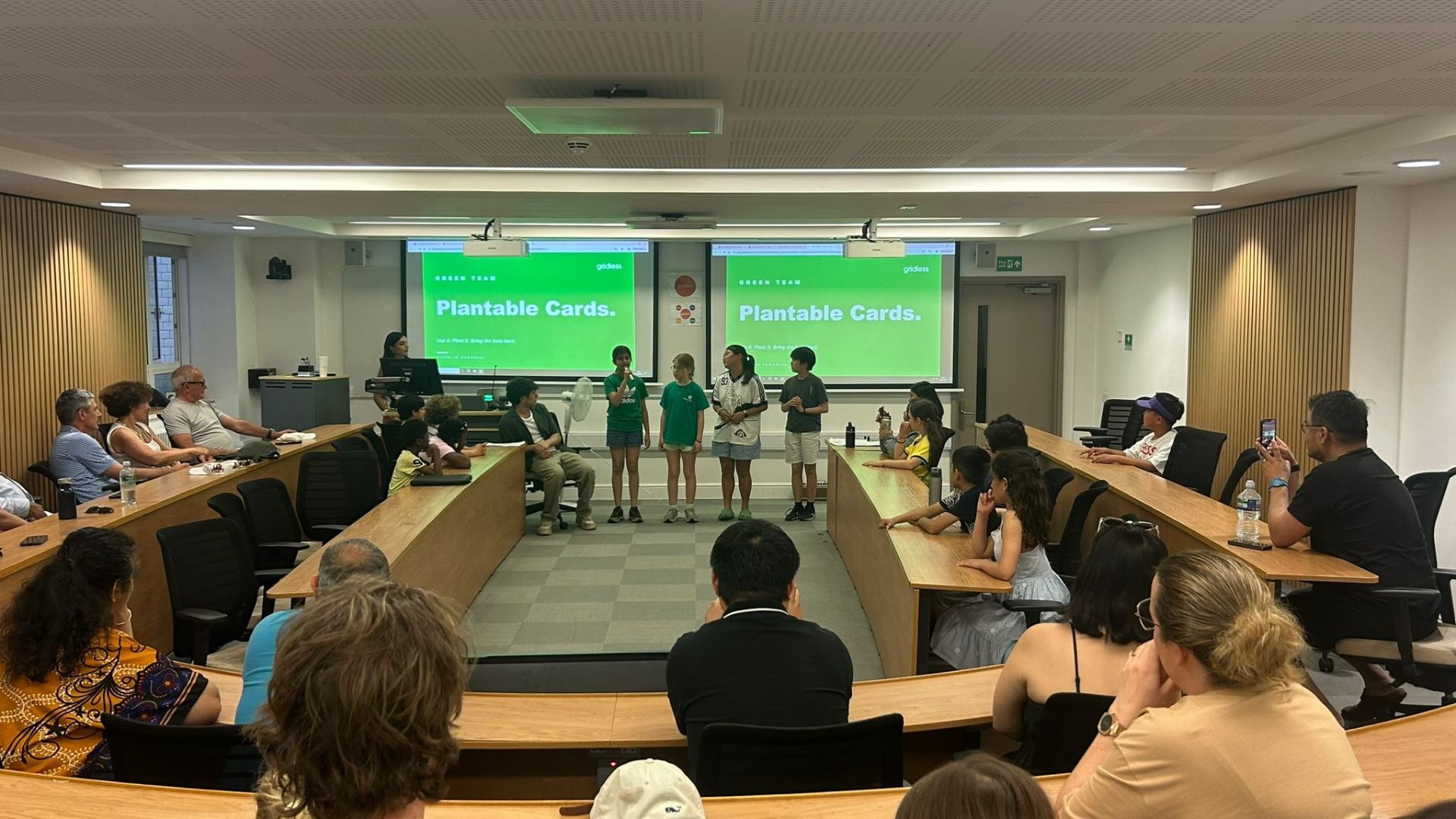 Pitching live in an LSE lecture theatre to a real audience.